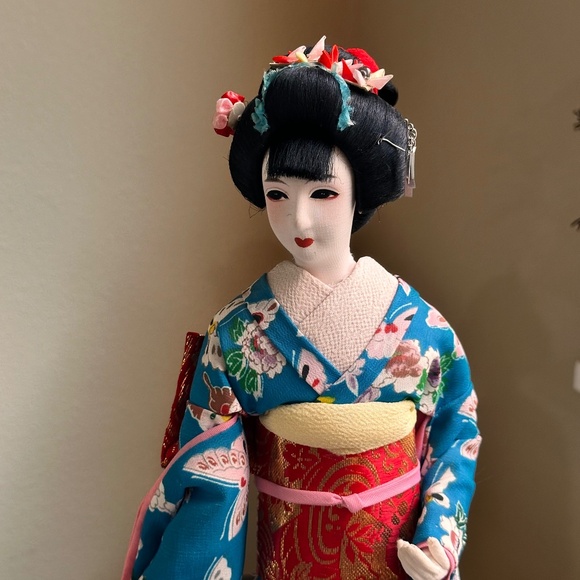 Hanayome Geisha Doll, Madame Butterfly by Nishi Doll Co. c1950 - Picture 4 of 11